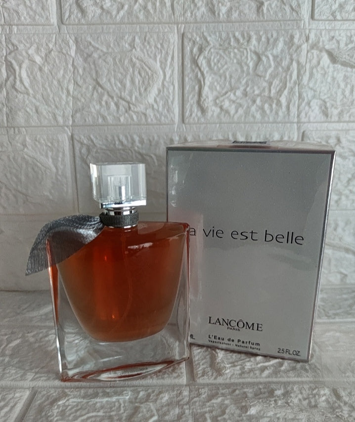 La Vie est Belle